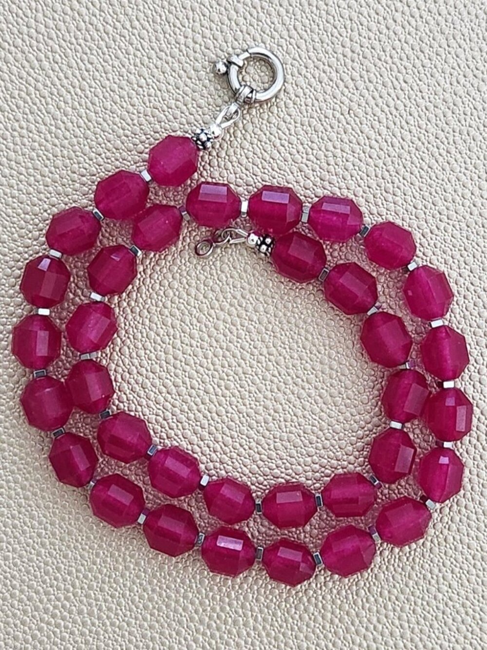 FUCHSIA PINK AGATE NECKLACE--16"